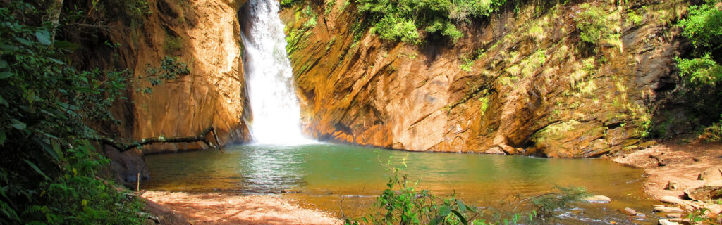 Cachoeira Santo Antônio em Morro Vermelho