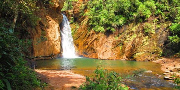 cidades perto de BH: Cachoeira Santo Antonio, em Raposos