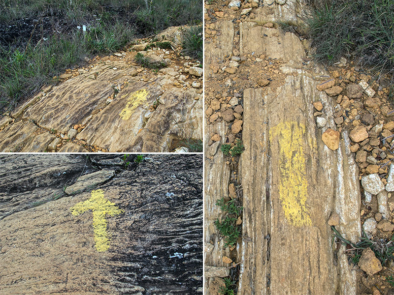 Marcações nas pedras indicando a trilha até o Pico da Bandeira