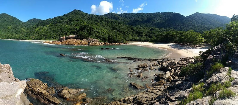 Praia do meio trindade