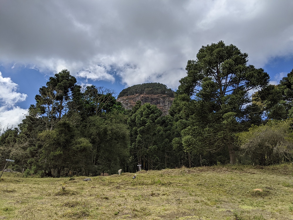 Trilha da Pedra Chanfrada